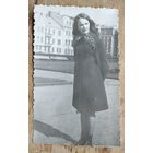 Фото женщины. Минск. Площадь Ленина. 8х12 см