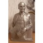 Бюст.Статуэтка.Ленин с книгой.