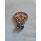 Подвеска с синими камешками старенькая