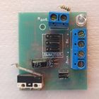 Плата с деталями. Вероятно, датчик тепла и дыма