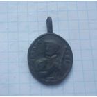 Медальон католический из старой шкатулки