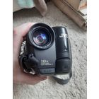 Видеокамера JVC GR-AX338E