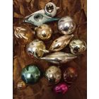 Елочные игрушки одни лотом