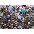 Значки ассорти, 150 штук, без повторов, все разные.