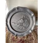 Тарелка коллекционная Лошадь Олово Германия Цена снижена