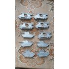 Пластиковые танк и ракетница