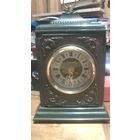 Часы настольные ЯНТАРЬ.