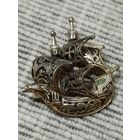 Брошь. Каравелла.