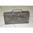 Железный немецкий ящик из конца 80-х. всё цело.