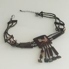 Колье- чокер винтажный единичной работы. Дерево.Вставки перламутра.  Бисер. Тройная нить. 37х7 см .