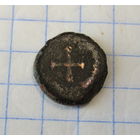 Древний Рим. Император Гонорий, 393-423 г.г. Нуммий. Первый христианский крест на римских монетах. Редкость.