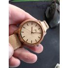 Часы RH в деревянном корпусе