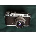 ФЭД-2. Легендарный советский дальномерный фотоаппарат Харьковского завода . Выпуск 1950-х годов.