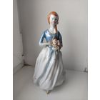 Фарфоровая статуэтка Дама с букетом. Германия
