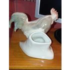 Фарфоровая статуэтка - солфетница или карандашница ,  " ПЕТУХ " . Клеймо Городница .