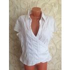 Легкие блузы белого цвета на 52-58 размер.