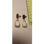 Серьги с камушками