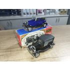 Газ А СССР одним лотом синий в хорошем состоянии