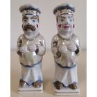 Статуэтки фарфоровые (?) лотом. Перечницы