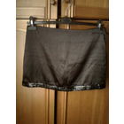 Юбка короткая 44 р,атлас.