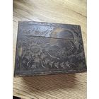 Шкатулка старинная.