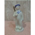 Статуэтка фарфоровая Моряк Аврора с 1 руб без МЦ