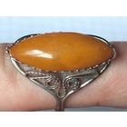 Кольцо янтарь