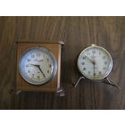 Два рабочих будильничка.Цена за шт.