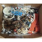 Коробка с бижутерией распродажа коллекции цена за все