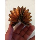 Бомбаньерка золотистая елочная игрушка