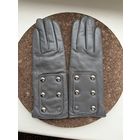 Перчатки новые женские кожа р-р 7, отсутсвуют две клепки