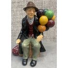 Винтажная статуэтка "Продавец шаров". Фарфор, роспись, ручная работа. Royal Doulton, Англия, 1954 год. Высота 19 см