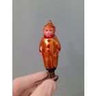 Мальчик в костюме клоуна