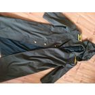 НОВЫЙ плащ с капюшоном первых  выпусков российского  офицера в хорошем  размере 50-4. Погоны  курсанта  советские  приделаны  не  по  уставу.