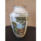 Ваза фарфоровая коллекционная