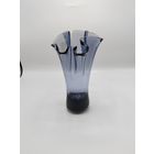 Красивая ваза. Цветное стекло.