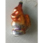 Ёлочная игрушка "БЕЛОЧКА", подвес, стекло. (СССР), дефект.