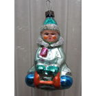 Редкая елочная игрушка "Мальчик на санках". Стекло, СССР