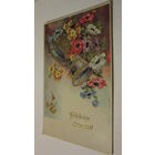 Окрытка цветная с тиснением и позолотой. Колокольчик, украшенный цветами.