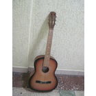 Гитара шестиструнная.