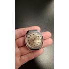 С 1 рубля 3 дня! Яркое внешнее состояние. Качнешь, дергаются, но не идут.