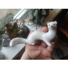 Статуэтка хорёк