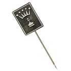 Значок на шахматную тематику, изображающий пешку под короной