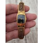 Красивые женские часы луч,ссср,филигрань,,тикают но не обслуживалисьс рубля