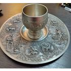 Немецкая оловянная декоративная тарелка с кубком фирмы Artina SKS Zinn фирма основана в 1938 г