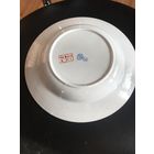 Советская тарелка с массой чётких  клейм.