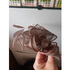 Шляпка с перьями для антикварной или элегантной куклы. Англия.