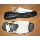 Босоножки, шлёпки May be р.40-41