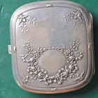 Старинный портсигар. Серебро.Европа.