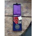 МЕДАЛЬ КРАСНОГО КРЕСТА! Япония ( СЕРЕБРО), Комплект